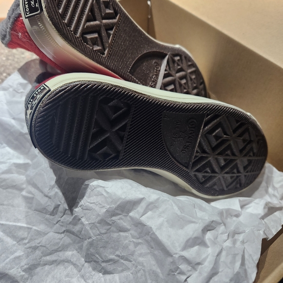 Converse - Unisex Chuck 70 High Top Shoes - Picture 9 of 12